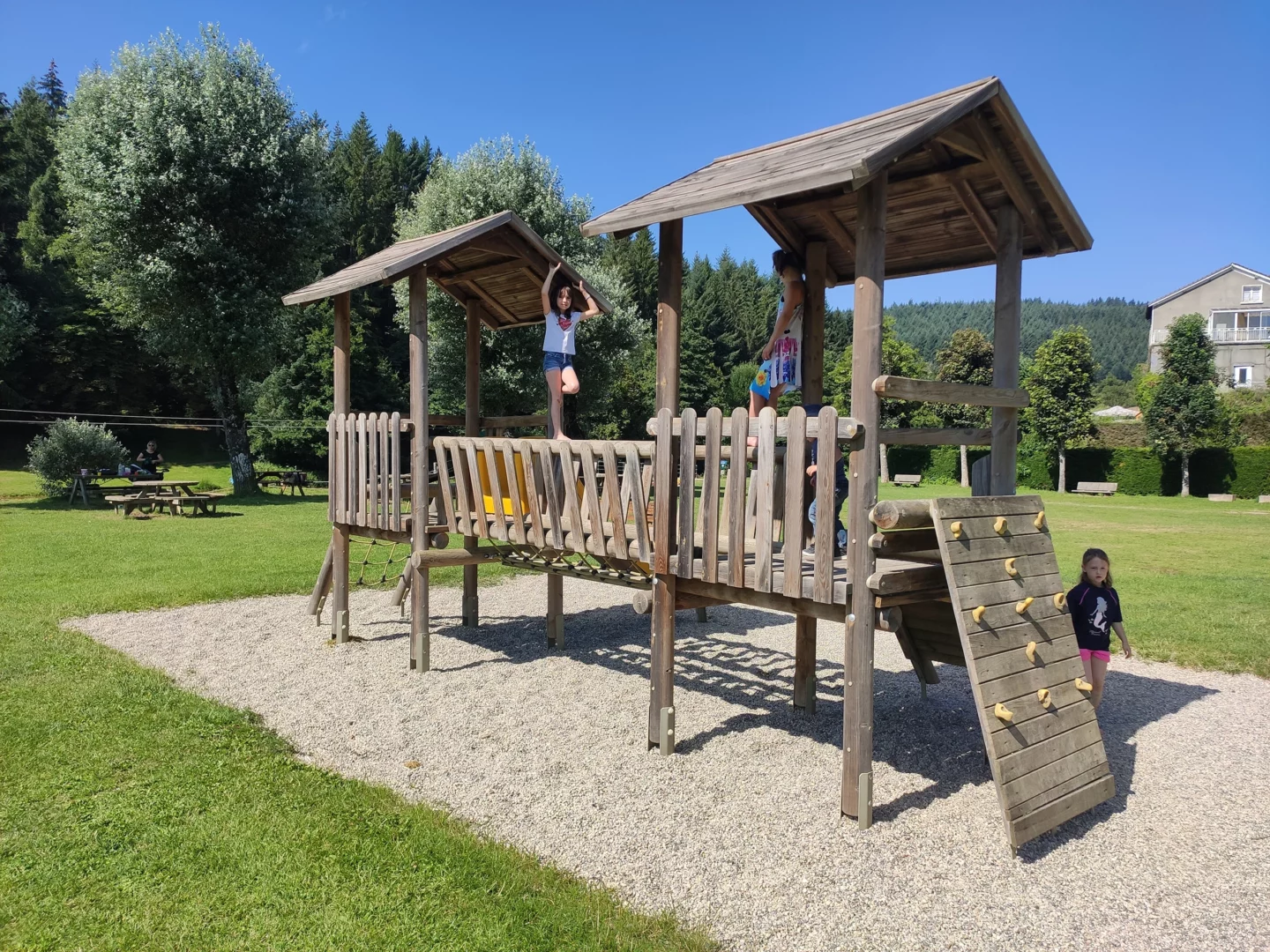 Jeux pour enfants sur la commune de la Séauve-sur-Semène